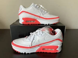 2019 NIKE AIR MAX 90 UNDEFEATED WHITE SOLAR RED CJ7197-103 Size 7 Men/8.5 Women - Picture 1 of 7
