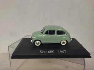 SEAT 600 1957 VERDE 1:43 RBA IXO HARD BOX - Imagen 1 de 4