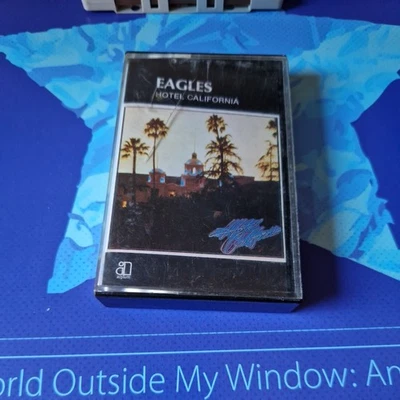 Eagles HOTEL CALIFORNIA Cassette K453051 **1ST ISSUE 1976** EX/NEAR MINT  SCARCE - Image 1 of 4