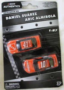 Coches de carreras Daniel Suárez y Aric Almirola Wave 05 2019 auténticos - Imagen 1 de 2