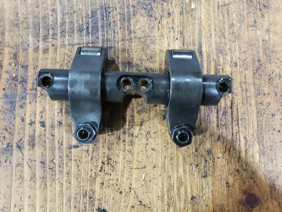 2005 - 2006 年大众捷达 Tdi Brm 凸轮轴摇臂 038449h — 第 1/1 张图片