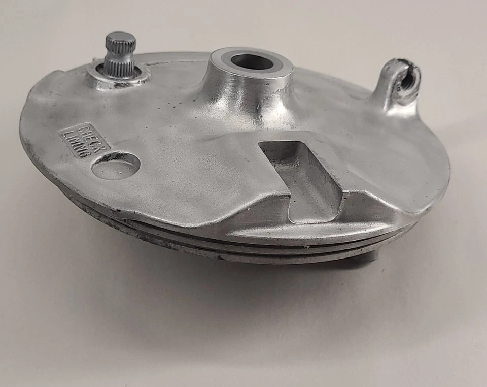 1982 Yamaha YZ125 YZ 125 передняя тормозная пластина - Изображение 1 из 4