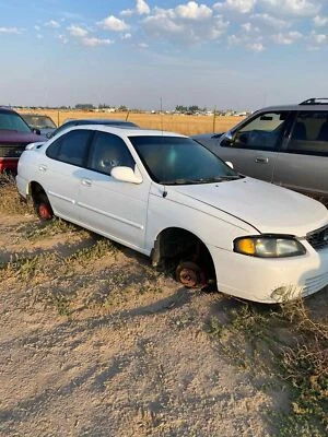Used Rear Suspension Strut fits: 2002 Nissan Sentra Rear 2.5L LE Rear Grade A - Image 1 of 4