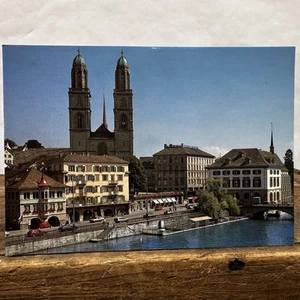 Postal vintage de los 90 Suiza paisaje urbano frente al mar de Zúrich - Imagen 1 de 3