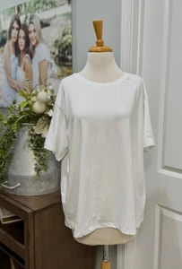 Womens White Cut out Tshirt Size XL - Picture 1 of 2