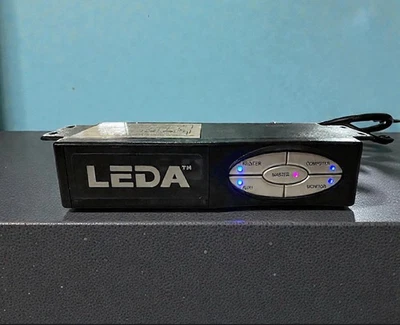 LEDA 4P-2004U Switched Desktop Power Strip Computer/Monitor/Printer/Aux1 - Image 1 of 4