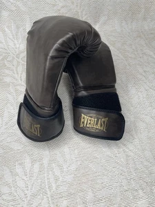 Everlast Brown Lightweight Boxing Gloves L/XL. Open Thumb - Picture 1 of 8
