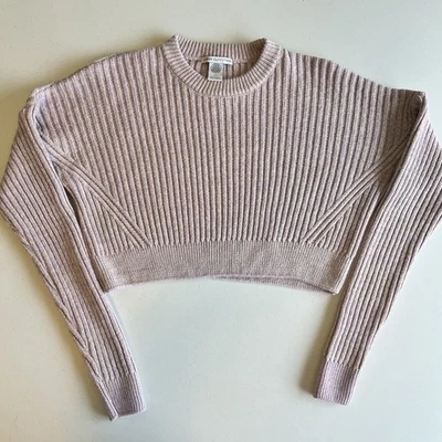 Suéter Corto Acanalado Tejido Rosa Púrpura Urban Outfitters Talla S Foto 1 de 4