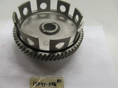 Carcasa de embrague Kawasaki NOS NUEVA 13095-006 G3S G3TR Bushmaster 90 Foto 1 de 2