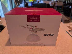 Hallmark Star Trek USS Enterprise NCC-1701 2023 ricordo suono luminoso da tavolo - Foto 1 di 1