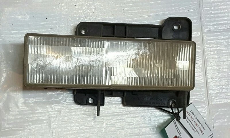 Passenger Headlight Composite Fits 90-02 CHEVROLET 3500 PICKUP 4740 Foto 1 de 1