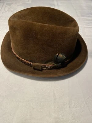Sombrero Fedora De Colección Dobbs Fifth Ave Para Hombres 7 1/8 Banda Emplumada de Fieltro Marrón EE. UU. Foto 1 de 4