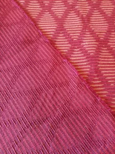 RUBY RED AND GOLD REVERSEABLE TEXTURE WOVEN REMNANT HOME DECOR FABRIC - Picture 1 of 4