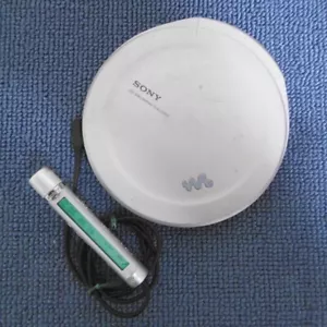 Sony CD Walkman D-EJ2000_S Silver White Good GP - Picture 1 of 6