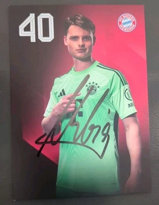 Jonas Urbig handsignierte Autogrammkarte,autograph,DFB,FC Bayern,FCB,2025/26 - Bild 1 von 2