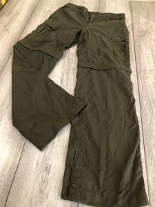 LADIES NORTH FACE WALKING TROUSERS / SHORTS SIZE LADIES SIZE XS 6-8 GREEN - Picture 1 of 3