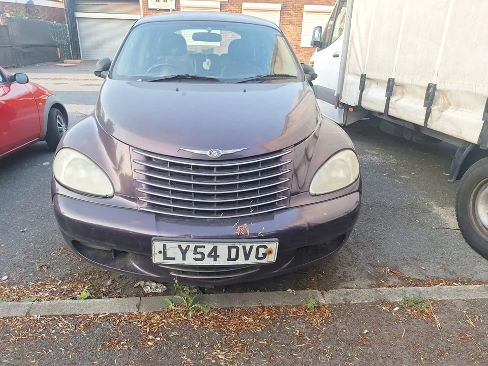 Chrysler PT Cruiser Petrol 2.0 ltr. Manual Gearbox For Parts and Spares - Image 1 of 4