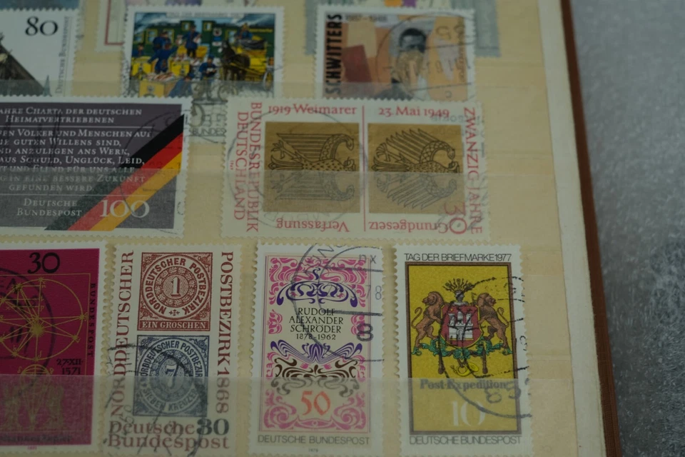 32 pages stamps collections lots album Vintage Rare Classic Antique Genuine - Image 1 of 4