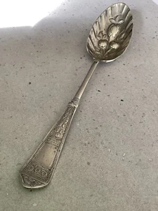 Vintage Silver Plate Berry Serving Spoon. - Picture 1 of 6