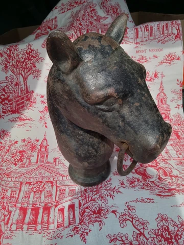 Vintage/Antique Cast Iron Horse Hitching Post from the Amish (SEE DESCRIPTION) Cover