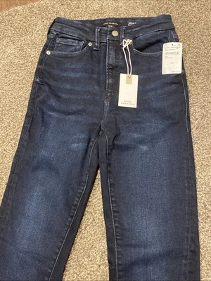 Good American Jeans Womens 00-4 Dark Wash  Denim Slim Straight High Rise 28” - Image 1 of 4