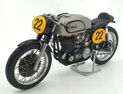 Minichamps 1/12 Scale Diecast 122 132400 - Norton Manx Ray Petty 1960 - Image 1 of 4