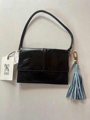 Bolso de Hombro HOBO INTERNATIONAL Jetty Cuero Negro | Llavero Borla Bonus Foto 1 de 4