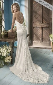 Jasmine V-neck Crepe & Lace Wedding Dress With Beaded Halter Strap. NWT. Size 12 - Picture 1 of 21