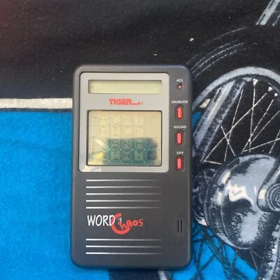 Tiger Word Chaos Handheld Electronic Game with Stylus  - Tested! Works! - Image 1 of 4