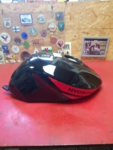 Reservoir HYOSUNG 650 125 GTR 44110SN001CBK OCCASION - Picture 1 of 24