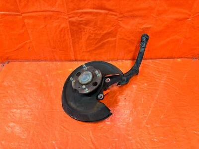 92-96 HONDA PRELUDE - PASSENGER RIGHT REAR - SPINDLE KNUCKLE HUB - OEM #273 - Image 1 of 4