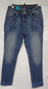 Women's I-N-C Denim Jeans SKINNY LEG REGULAR FIT Embroidered Floral Design ~ 10 - Picture 1 of 7