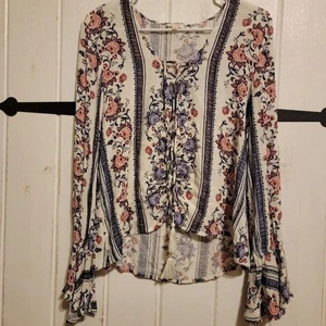En Creme Bluse Boho Blumen Glockenärmel Größe M - Bild 1 von 5