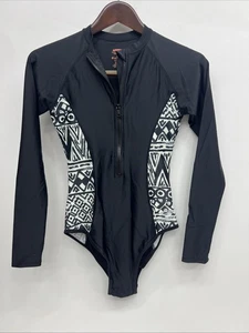 Axesea Women’s Rashguard Long Sleeve Swimwear Bodysuit Size 6 3/4 Zip UPF - Picture 1 of 4