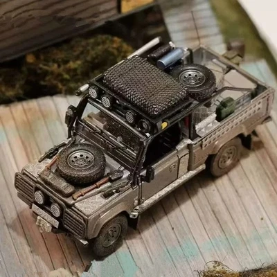 1/24 Land Range Rover Defender 110 Alloy Pickup Car Model Diecasts Off-road Toy - Image 1 of 4