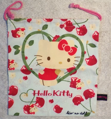 SANRIO 2016 HELLO KITTY "KISS ME DOLL CO." NUEVO BOLSO PEQUEÑO DE REGALO SIN USAR Foto 1 de 4