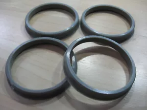 Set of (4) Hub Center Rings Centric Rings 70.1mm to 74.0mm #M101RC - Picture 1 of 2