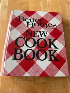 Better Homes and Gardens New Cook Book 1976 spiral 5 ring red white cover - Picture 1 of 9