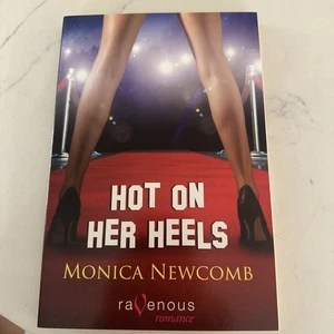 Hot On Her Heels By Monica Newcomb Paperback - Picture 1 of 2