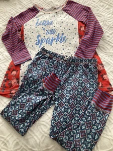 Matilda Jane 435 Pajamas Set Size 8 Girls Leave A Little Sparkle Red Blue Prints - Picture 1 of 9