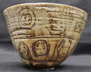 Art pottery bowl with Faces signed pottery UNIQUE POTTERY BOWL - Picture 1 of 11