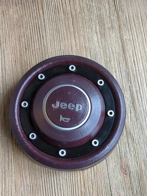 84-96 Jeep Cherokee XJ Comanche MJ Wagoneer YJ Botón de bocina MARRÓN BORGOÑA OEM Foto 1 de 4
