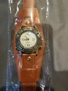 Retro Wristwatch W/Leather Band - Picture 1 of 4