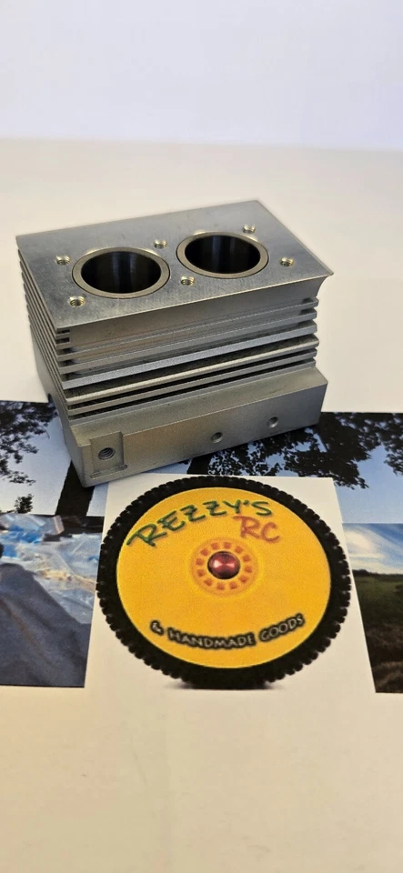 Toyan/Semto FS L200/ST-NF2 Engine case with cylinder sleeves. - Image 1 of 4