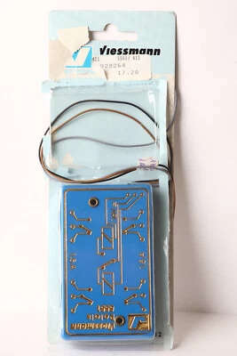 Viessmann Steuerung Universal Relais 5551 siehe Foto  (234014) - Image 1 of 2