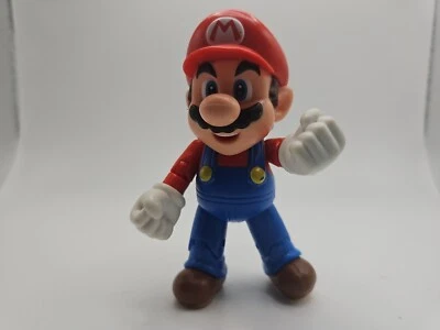 New World of Nintendo Star Power Mario 4" 2-5 Action Figure Jakks Pacific - Image 1 of 4