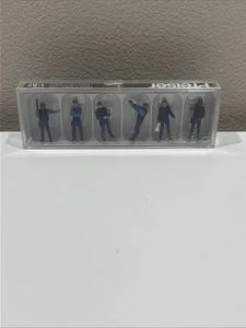 Preiser HO 1:87 Scale - 10396 ‘Police In Action - USA - Figure Set G13 - Picture 1 of 2