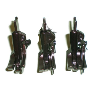 Juego de pies para caminar Consew 255RB 3 pies con guía de borde fondo liso Foto 1 de 3