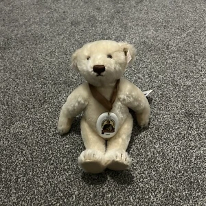 Steiff 150 Jahre Margarete Steiff Teddybär, weiß, 28 cm (670183) - Bild 1 von 6