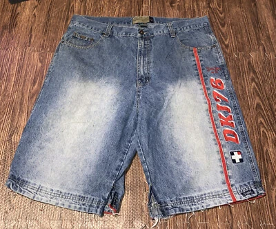 Dtek Jeans Mens Denim Hip-Hop Emb Fashion Shorts Distressed Size 42 Very Baggy - Image 1 of 4